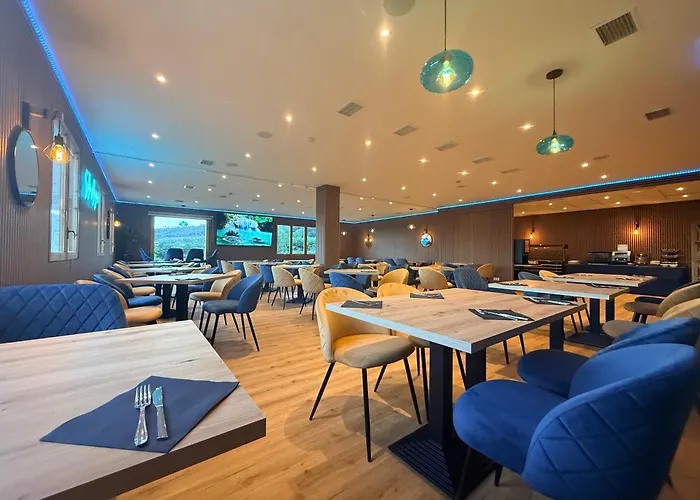 Hotel Turmo