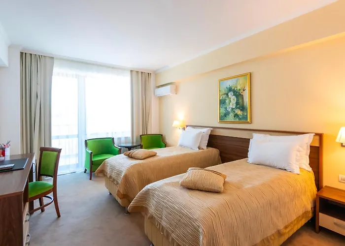 Hotel Saturn