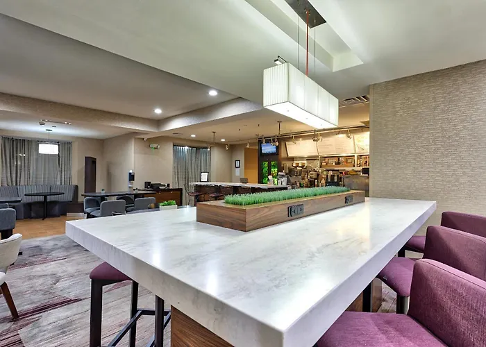 Country Inn & Suites By Radisson, Hampton Coliseum