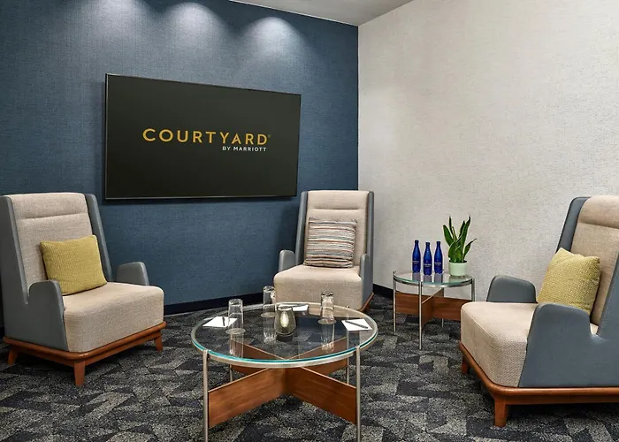 Courtyard By Marriott San Diego Mission Valley/Hotel Circle