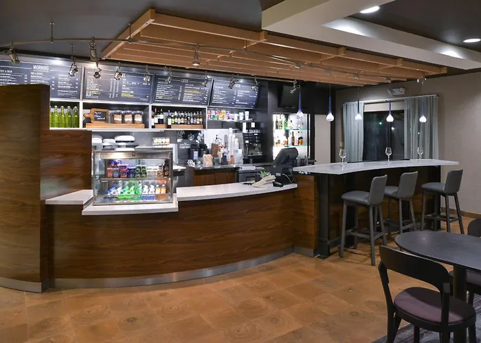 Courtyard By Marriott Charlotte Matthews