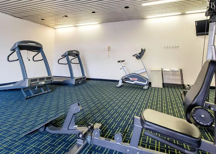 Quality Inn & Suites Charleston - Civic Center
