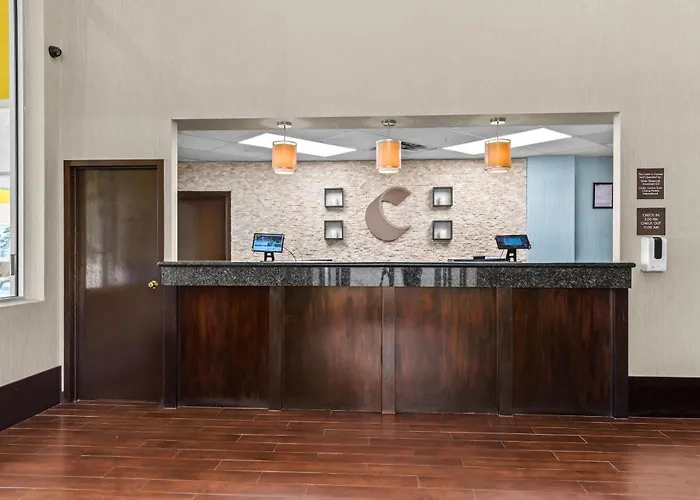 Comfort Inn & Suites Calgary Airport - South