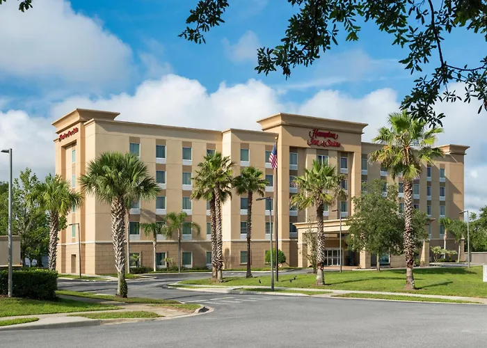 Hampton Inn&Suites - DeLand