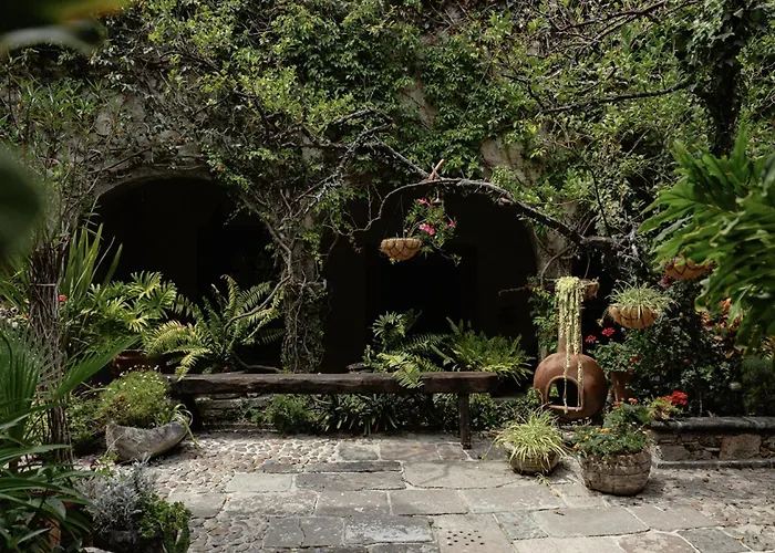 Hacienda Las Amantes