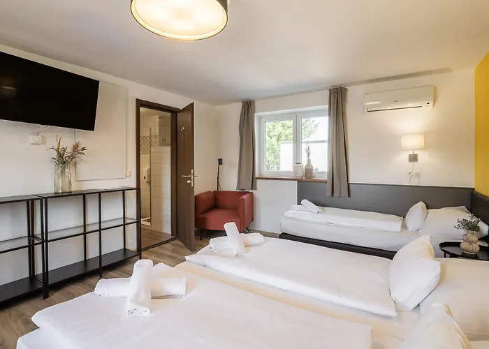 171 Hotel Hegyeshalom