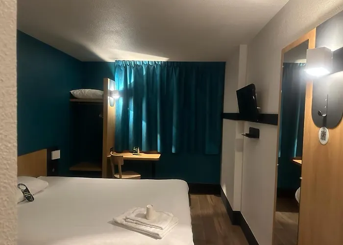 B&B HOTEL Auxerre Monéteau