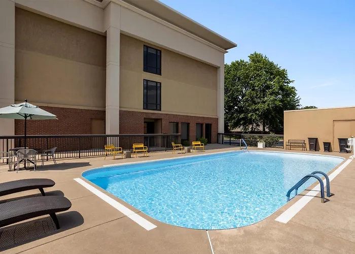 Hampton Inn Springfield-South