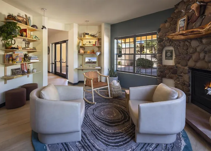 Mountain Modern Sedona, Tapestry Collection By Hilton