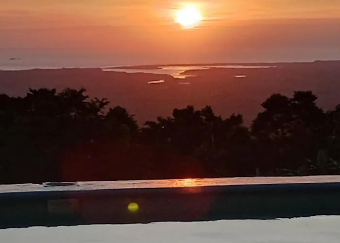 Finca La Puesta Del Sol - Miramar De Sierpe