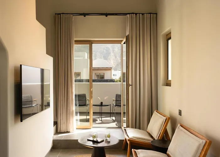 Radisson Blu Zaffron Resort, Santorini (Adults Only) Kamari 