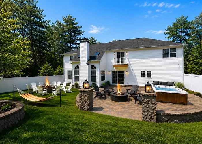 Luxury 5Br Family Retreat Hot Tub Game Room 2 Fire Pits Fenced Yard
