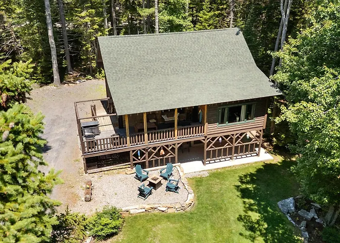 Amazing All-Season Sprucewold Cabin W/ Private Beach Club Access Dog-Friendly