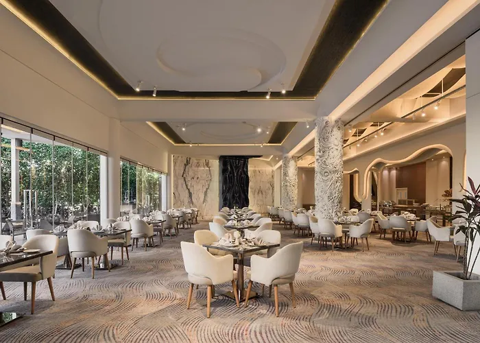Crowne Plaza Alexandria Mirage By Ihg
