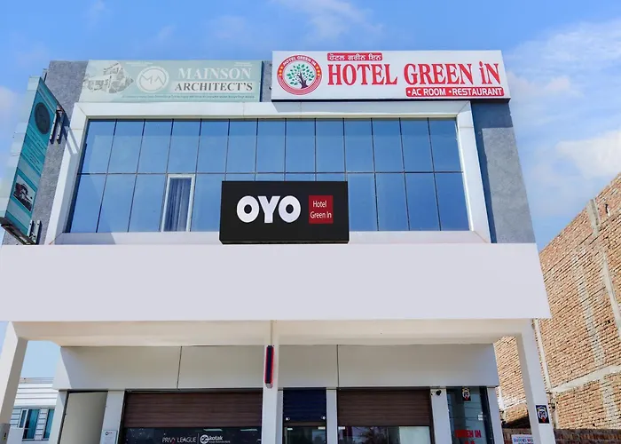 Hotel O Green In