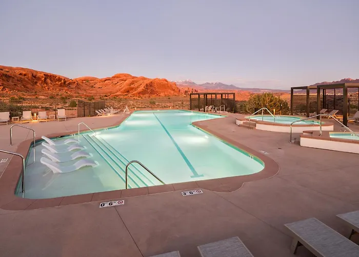 Lionsback Resort