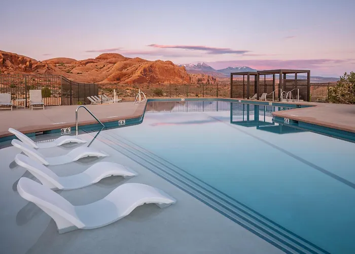 Lionsback Resort