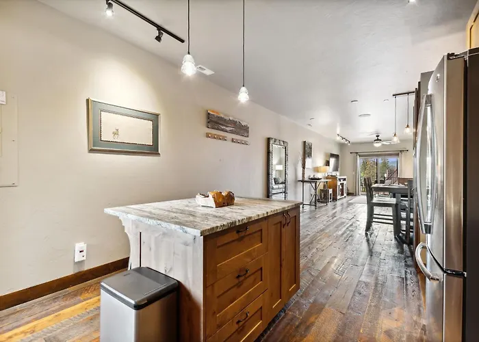 Baker Loft 302