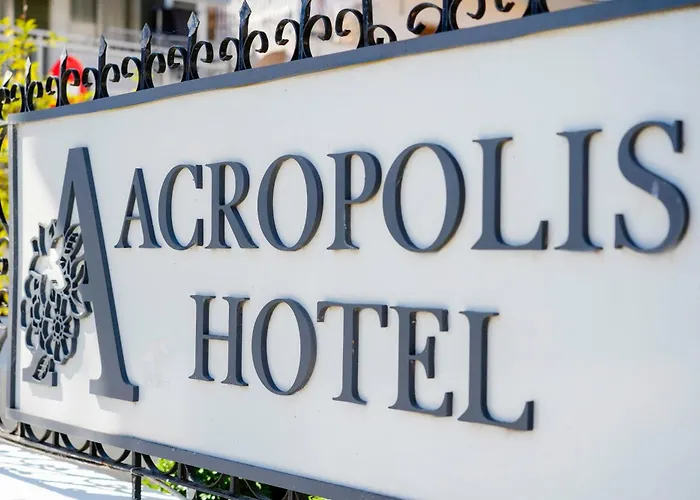 Acropolis Hotel