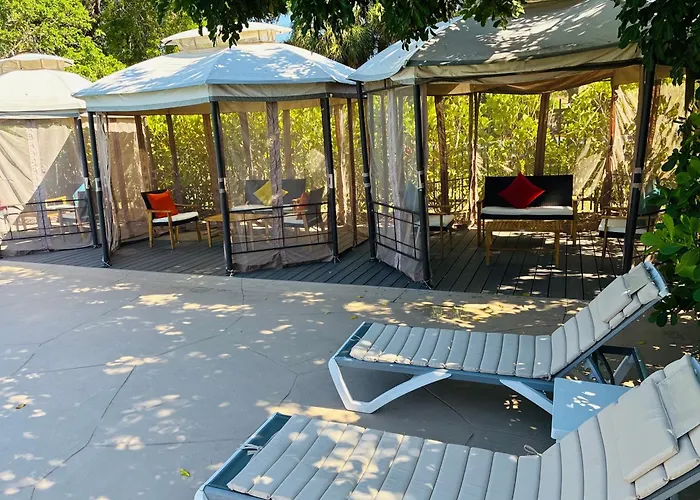 Nova Inn Resort