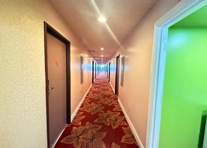 Hotel Pacific Garden