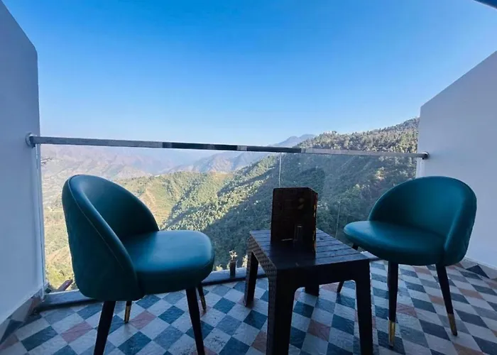 Woods Villa Cottages Manali - 1,2,3,4 Cottages & Villas Available In Manali With Scenic Mountain View