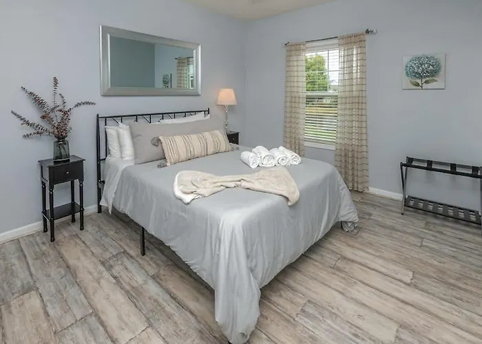 Villas At Bay Crossing - 34670 Villa Circle #2206