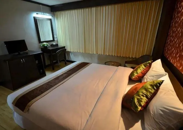 Piyaporn Pavilion Hotel