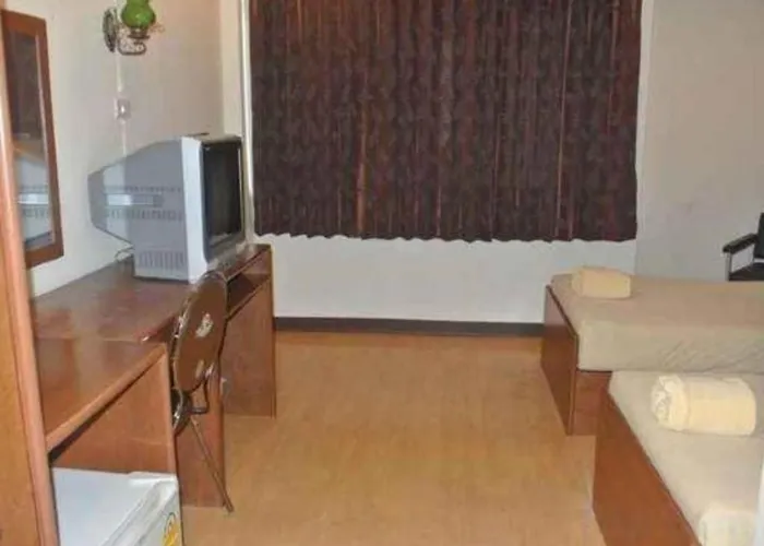 Supak Hotel