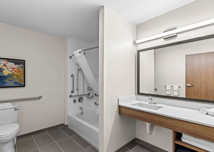 Everhome Suites Temecula Wine Country
