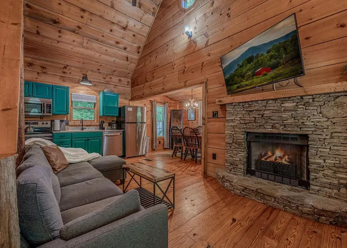 Smokies Cabin With Hot Tub And Arcade Games