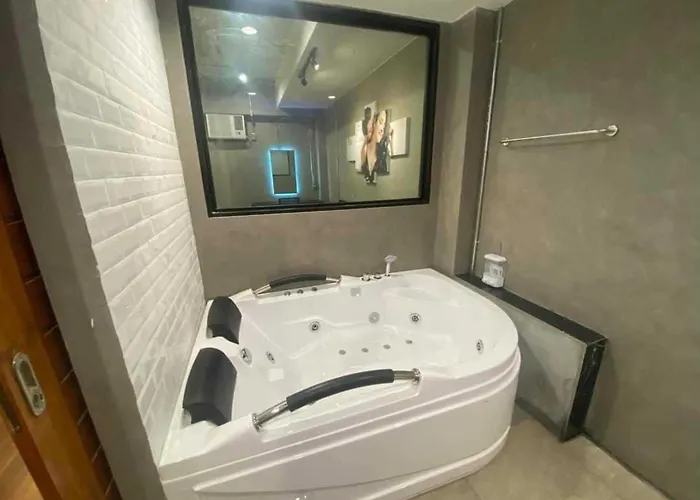 Capital O 75512 Loft Residence -Suphanburi
