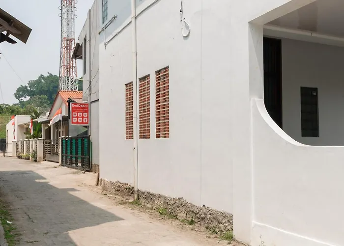 Reddoorz Syariah Near Mall Of Serang