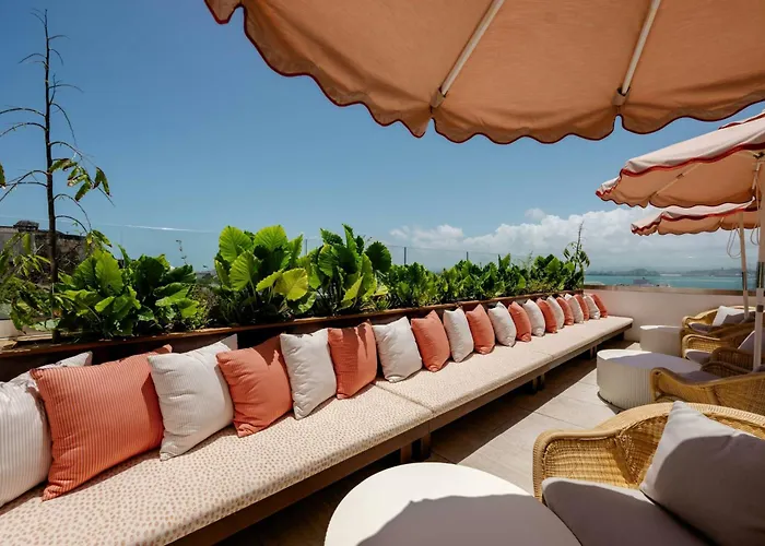 Alma San Juan, Puerto Rico, Autograph Collection