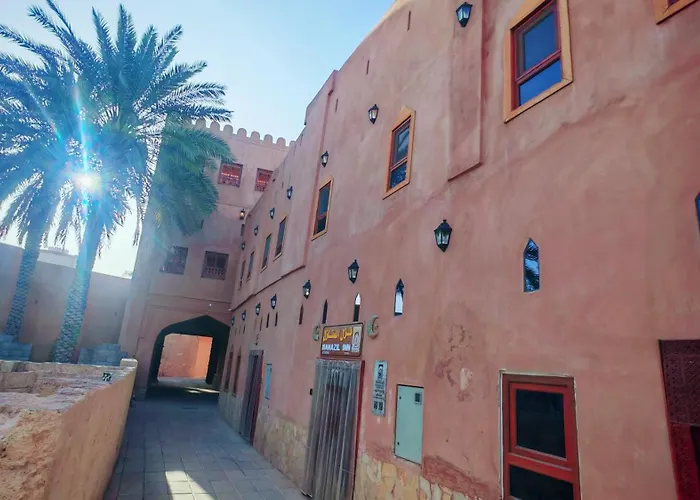Manazil Inn نزل المنازل