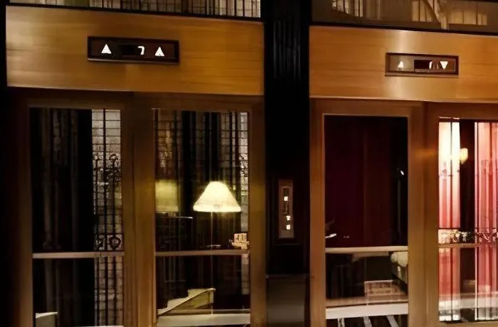 Fifteen Beacon Hotel