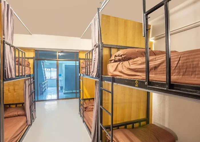 OYO 723 Lamphun Hostel