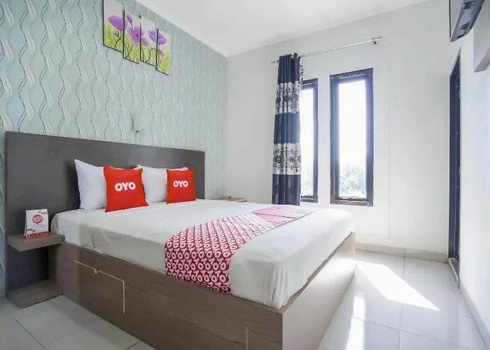 Hotel O Green Palm Kostel Syariah
