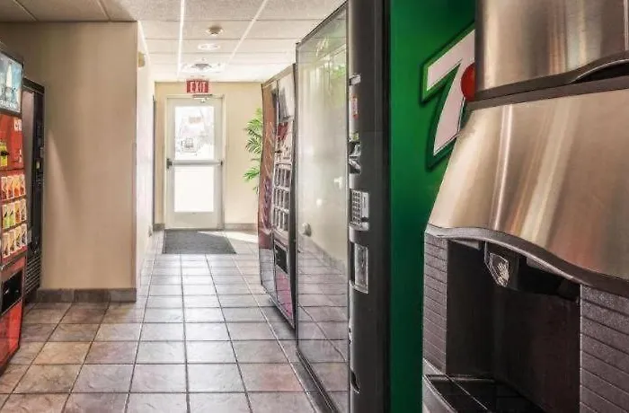 Econo Lodge Hot Springs South