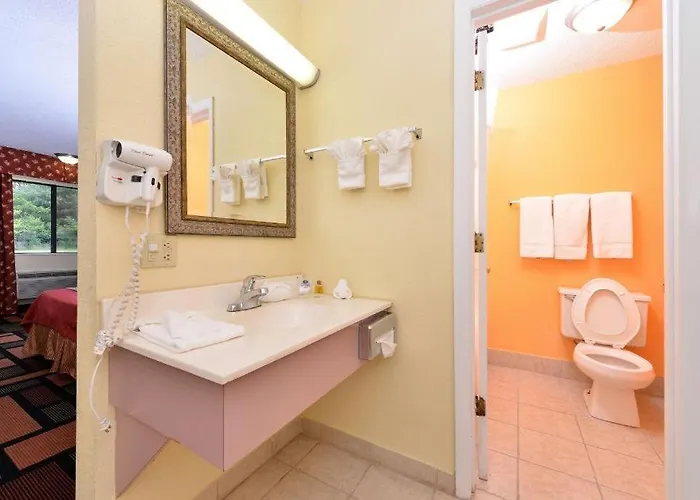 Americas Best Value Inn Canton, Nc