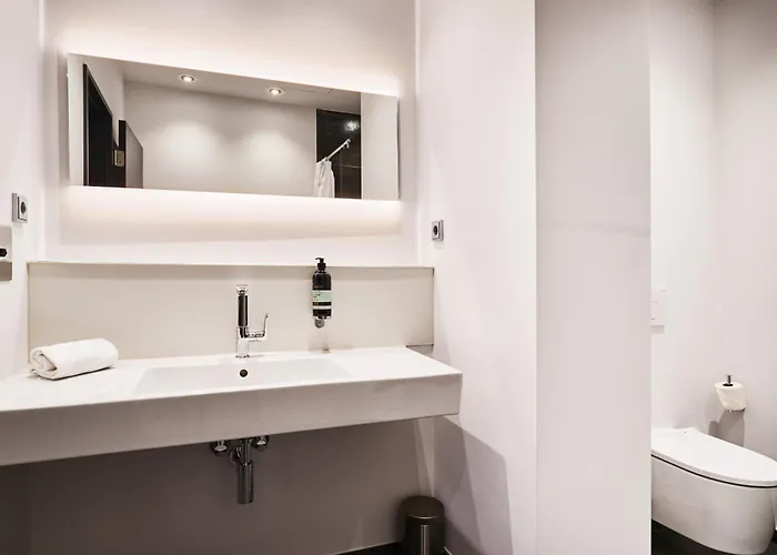 Premier Inn Koeln City Centre