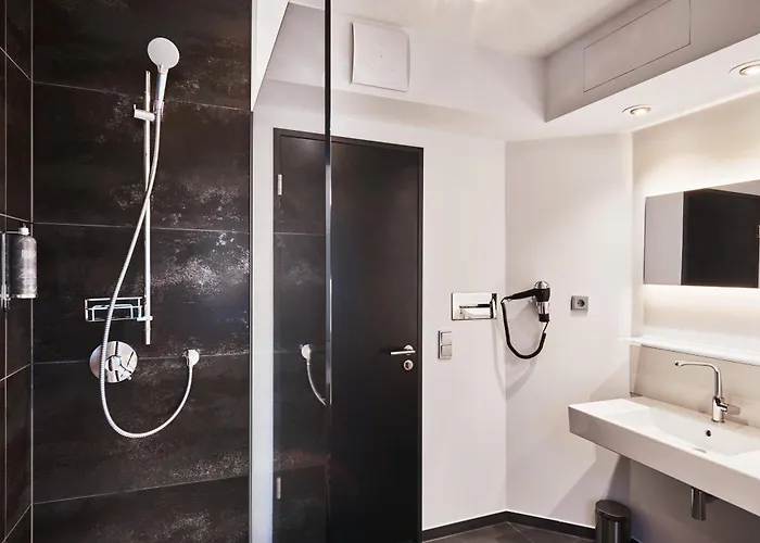 Premier Inn Koeln City Centre