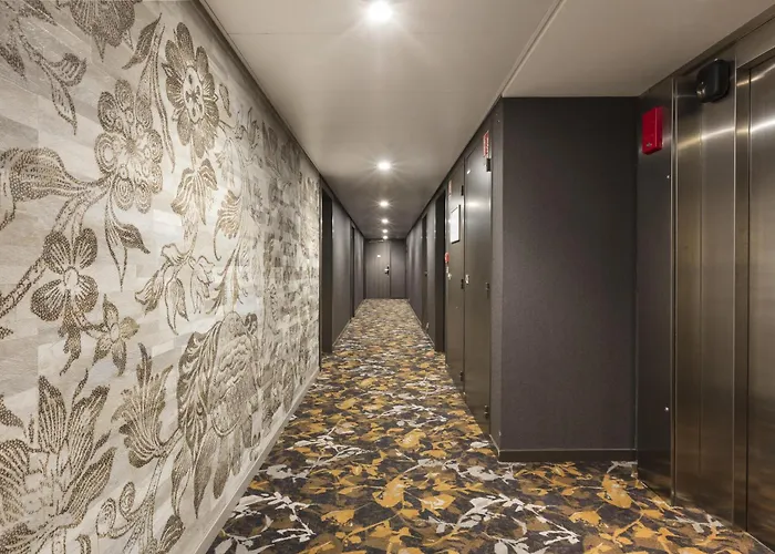Best Western Grand Hotel De Castres