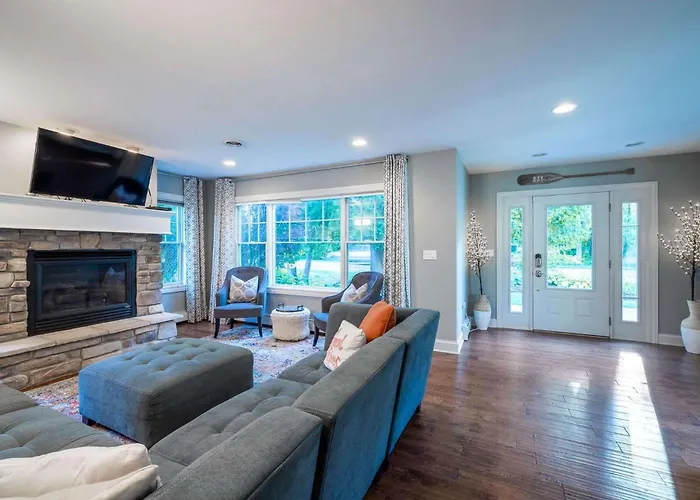 Kings Landing By Simple Life Rentals