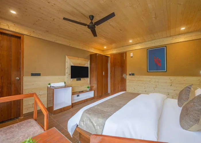The Charvi Retreat I Vacations I Conference I Mice I Family Events I Open Air Terrace I Sky Bonfire I Wooden Rooms With Pvt Balconies I Kufri By Exotic Stays