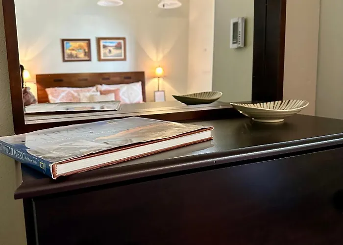 Valley Suite