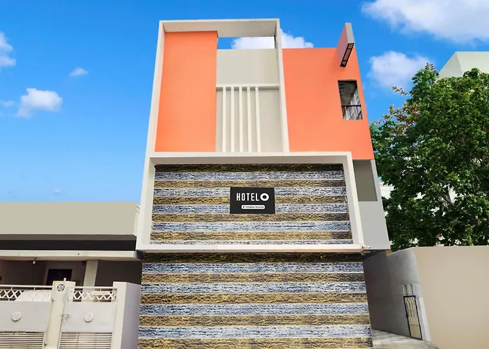 Super Hotel O Chinnamuthu Main Street