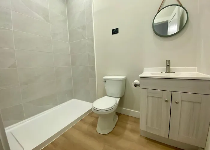 South Shore Suites