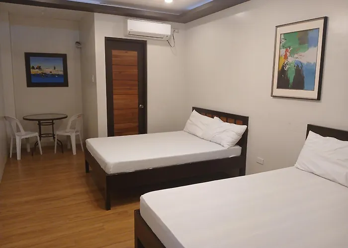 Three M'S Hotel And Restaurant