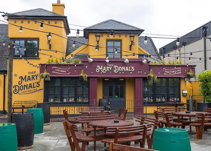 Tigh Mary Donals Bar & Rooms At Whitegates